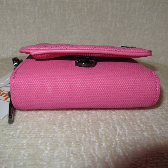 Lug Pedicab Matte Luxe VL RFID Wallet Wristlet BNWT - Picture 8 of 8